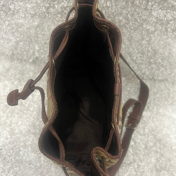 Burberry Beige/Brown Haymarket Check Canvas and Leather Drawstring Bucket Bag - Picture 11 of 15